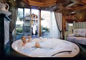  Private Spa Suite 
