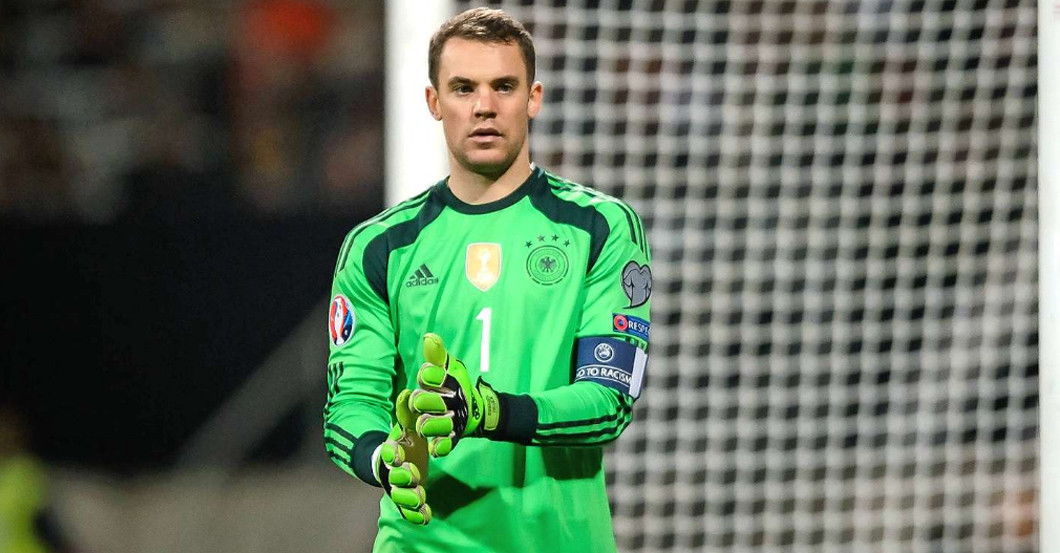 Manuel Neuers getragene Torwart-Handschuhe