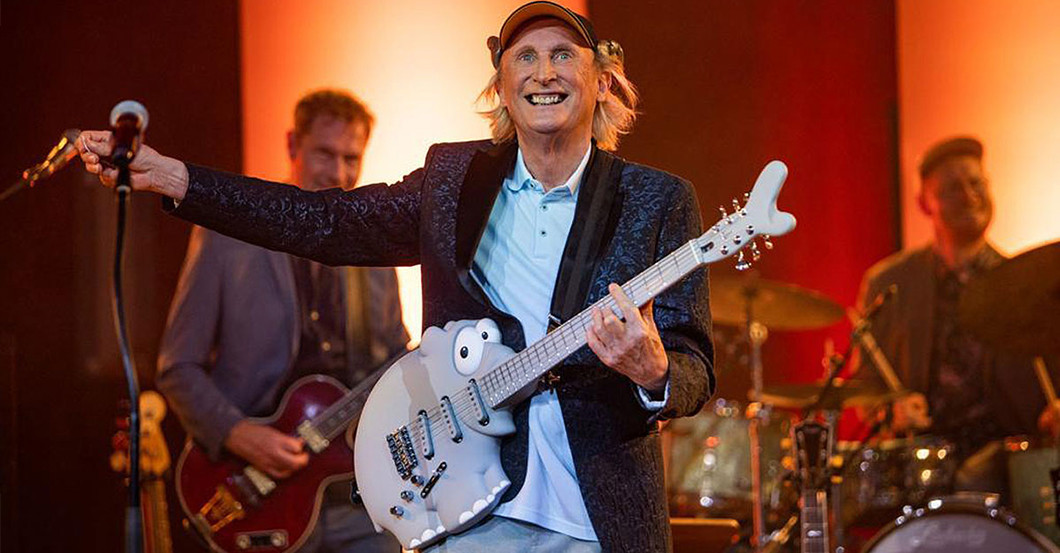 Ottifantastisch! Berühmte „Otticaster“ E-Gitarre von Otto Waalkes