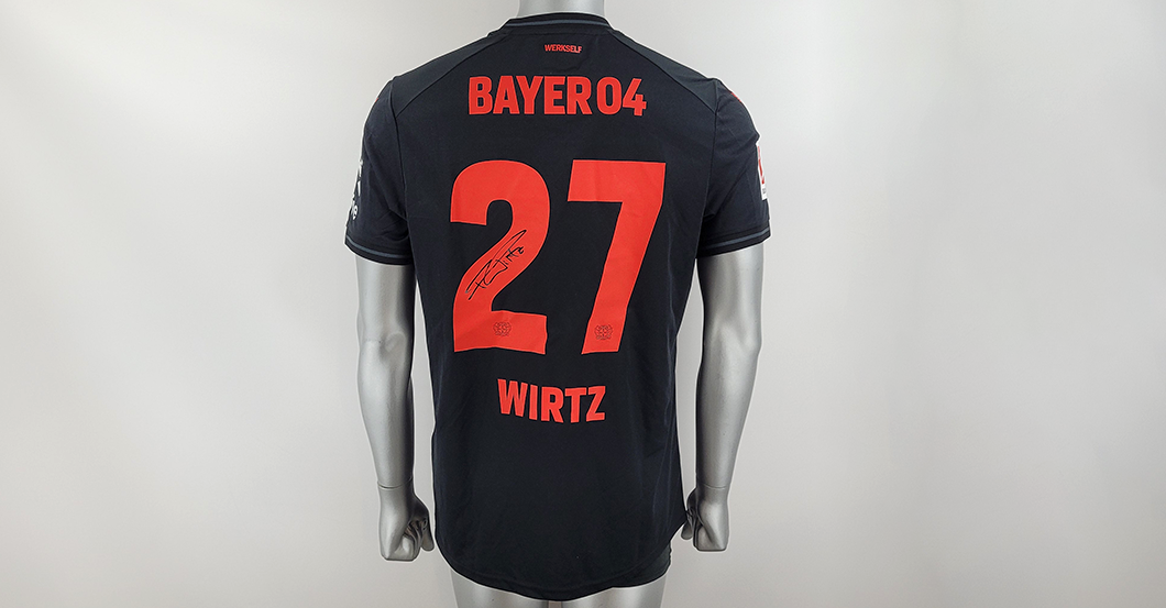 Maillot De Handball Leverkusen HBF Allemagne PUMA – Vintage, Peut-être Porté Et Signé ?