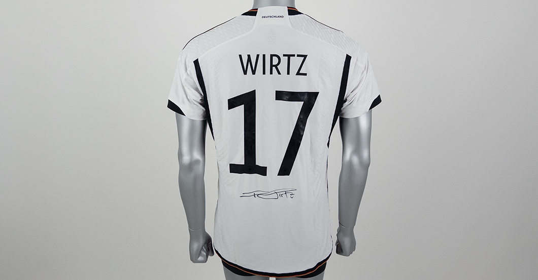 Football Playmobil PLAYMOBIL 71672 - Florian Wirtz - DFB Stars - EM 2024 - Édition Limitée Playmobil Football Football Playmobil PLAYMOBIL 71672 - Florian Wirtz - DFB Stars - EM 2024 - Édition Limitée Playmobil Football
