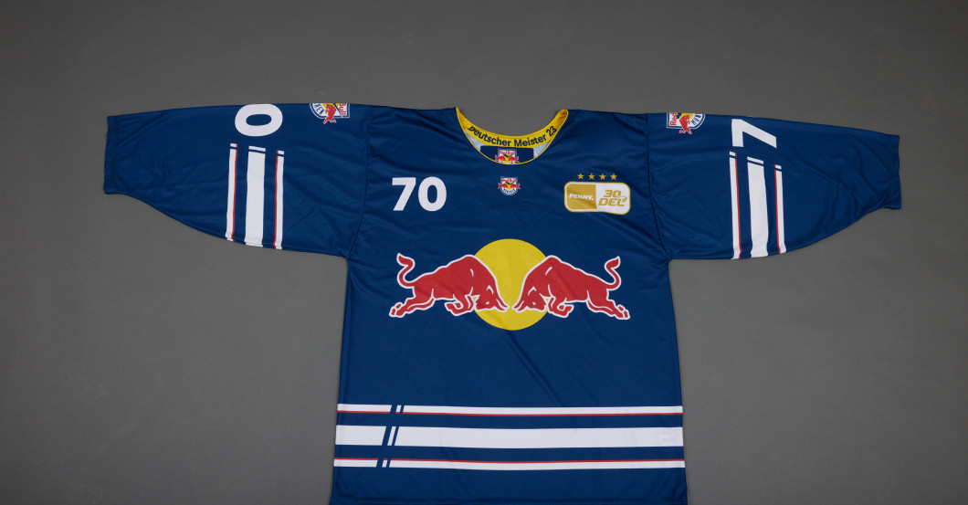 Was Bedeutet Das A Auf Einem Eishockey Trikot Teamsigniertes Trikot des aktuellen deutschen Eishockey-Meisters