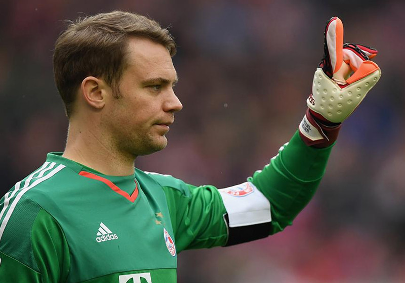Torwart-Handschuhe Manuel Neuer signiert